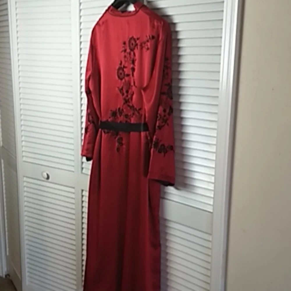 CABERNET Sleepwear-Robe
